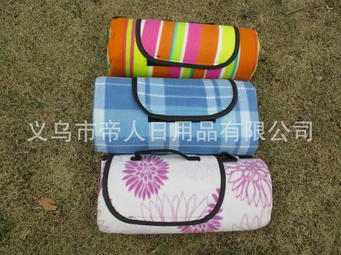 专业厂家定制单面绒绒防水野餐垫 做工精细，准时交付